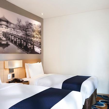 Travelodge Myeongdong Euljiro Сеул Екстер'єр фото