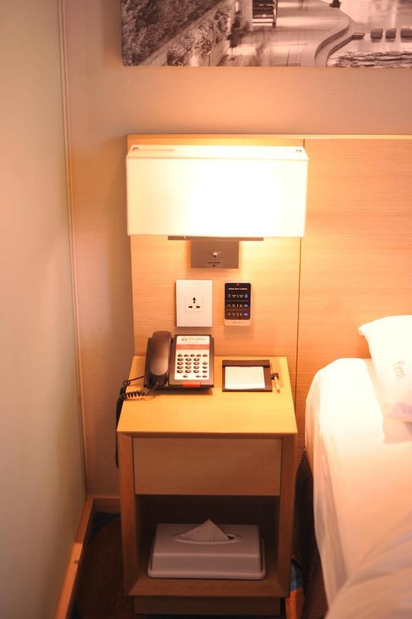 Travelodge Myeongdong Euljiro Сеул Екстер'єр фото