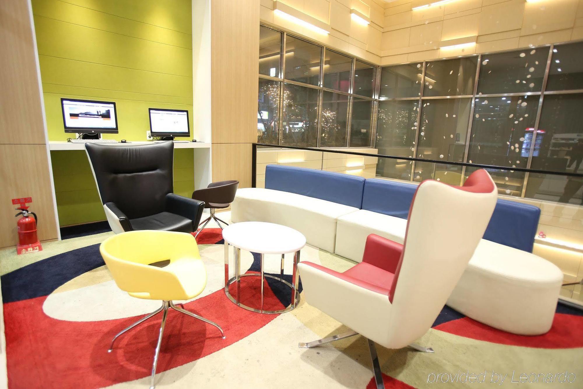 Travelodge Myeongdong Euljiro Сеул Екстер'єр фото