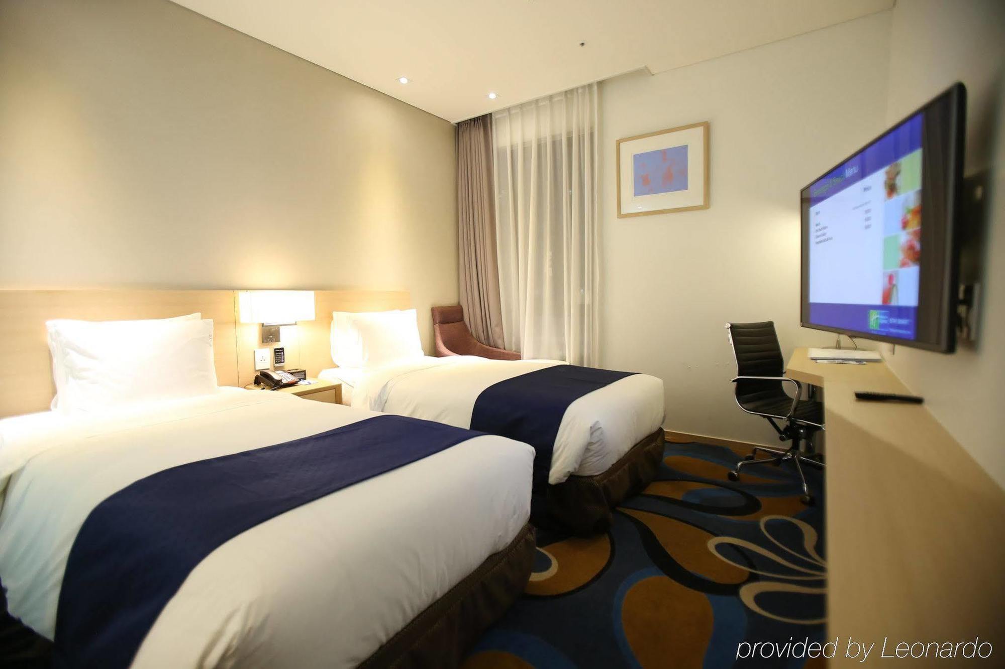 Travelodge Myeongdong Euljiro Сеул Екстер'єр фото