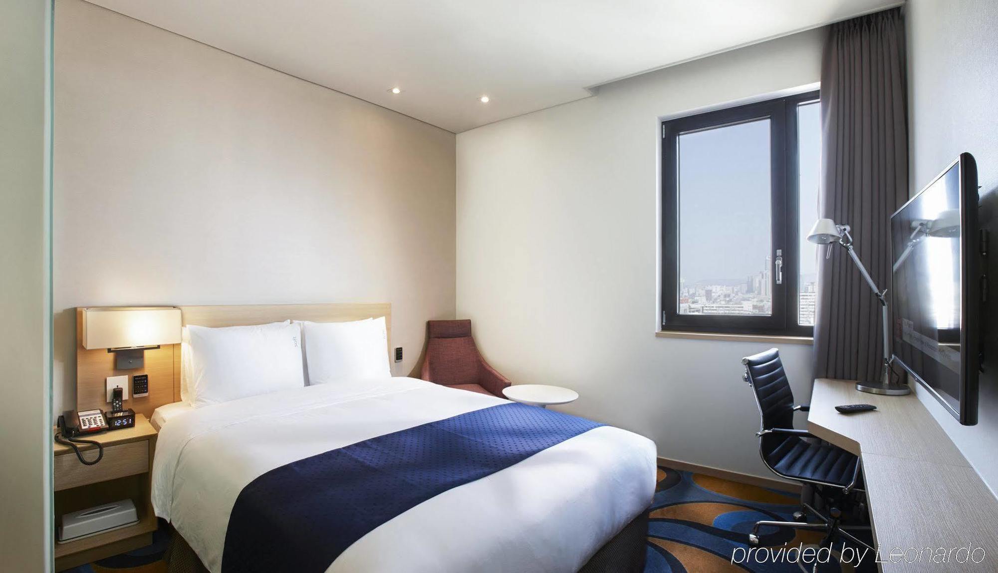 Travelodge Myeongdong Euljiro Сеул Екстер'єр фото
