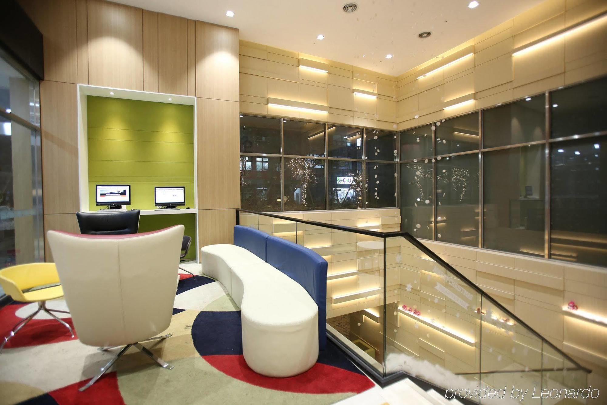 Travelodge Myeongdong Euljiro Сеул Екстер'єр фото