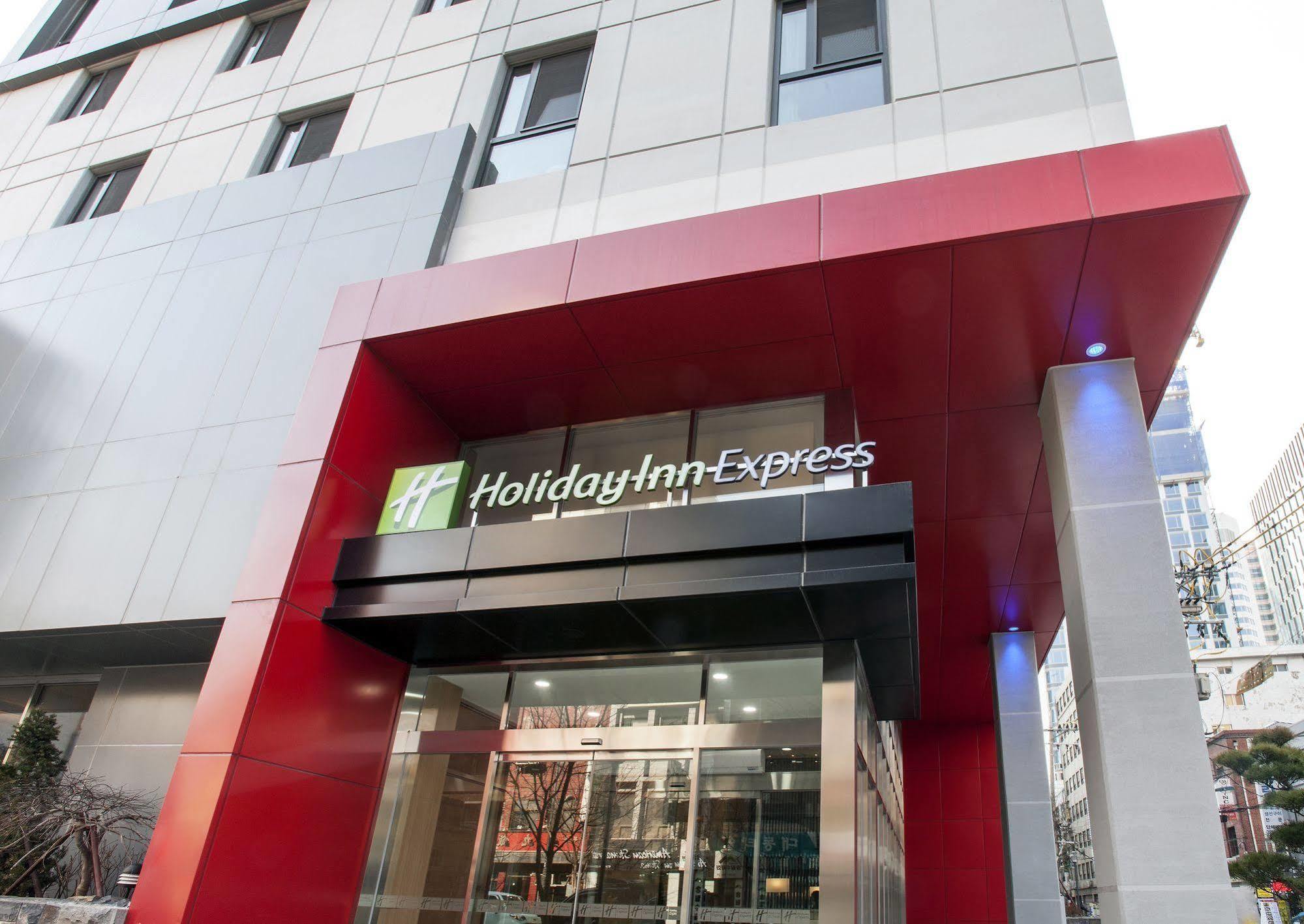 Travelodge Myeongdong Euljiro Сеул Екстер'єр фото